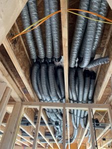 Downflow ductboard manifold with ducts