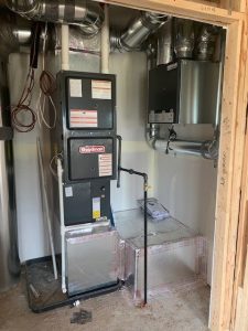 Equipment closet with supply and return